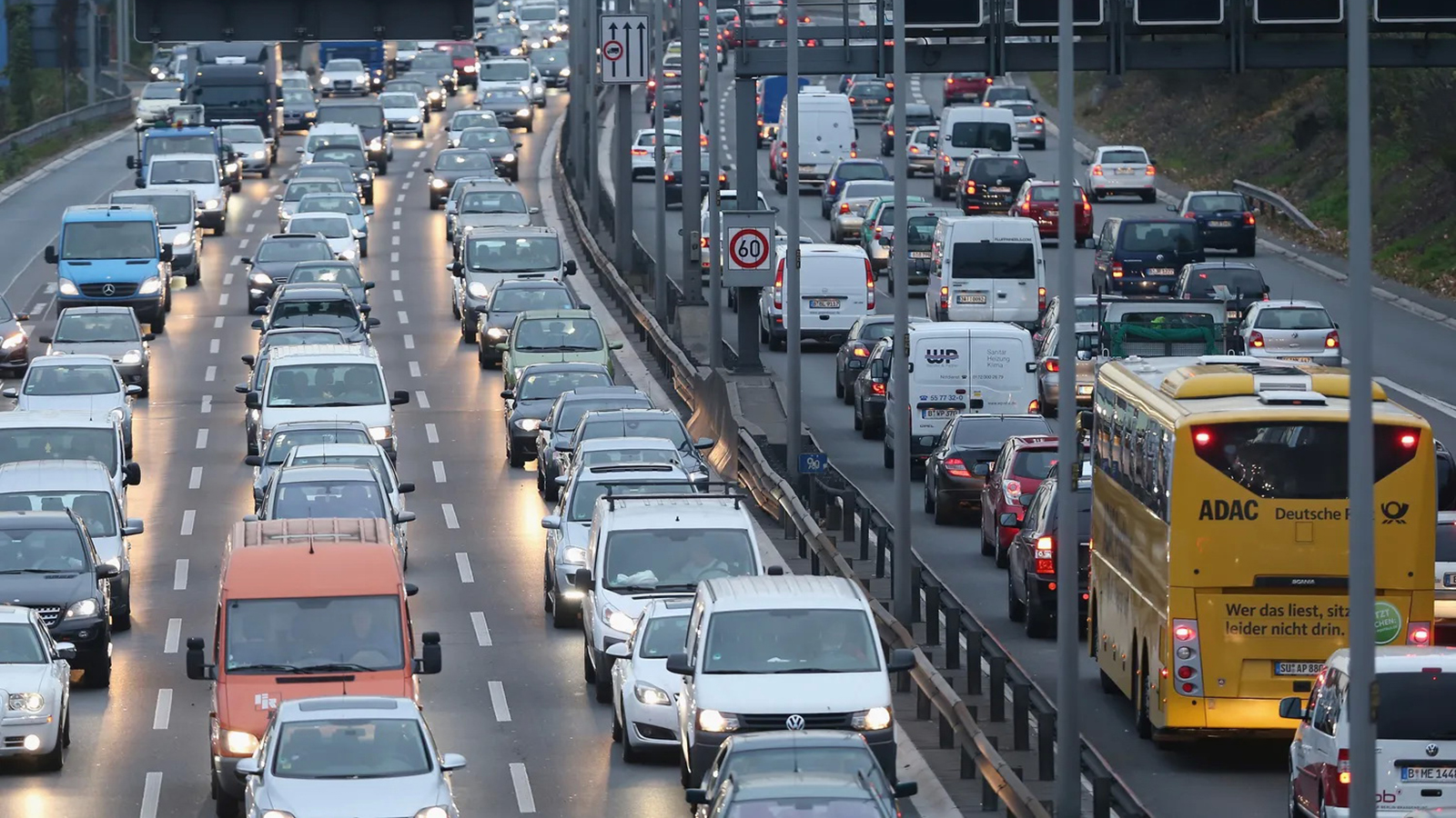 Γερμανία: Κατά της απαγόρευσης ενοικίασης ΙΧ βενζίνης στην ΕΕ