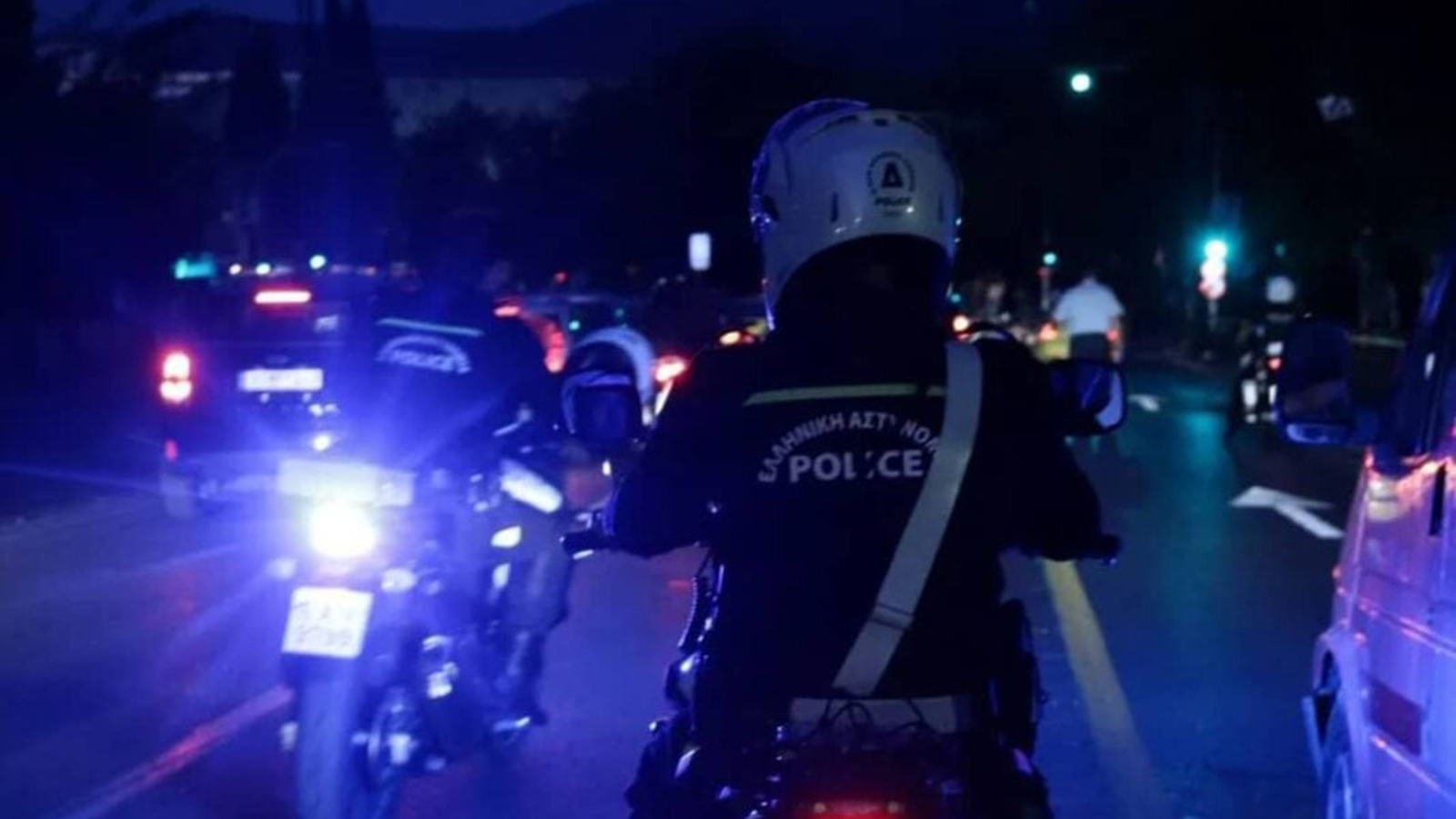 Χειροπέδες σε 58χρονο μεθυσμένο που οδηγούσε με 156 χλμ./ώρα