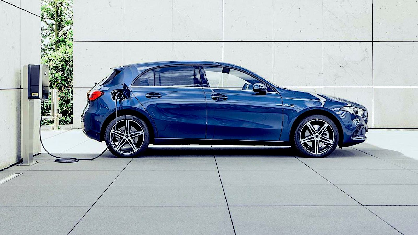 Plug–in υβριδικά vs ντίζελ: γιατί τα πετρελαιοκίνητα χάνουν έδαφος στην Ευρώπη