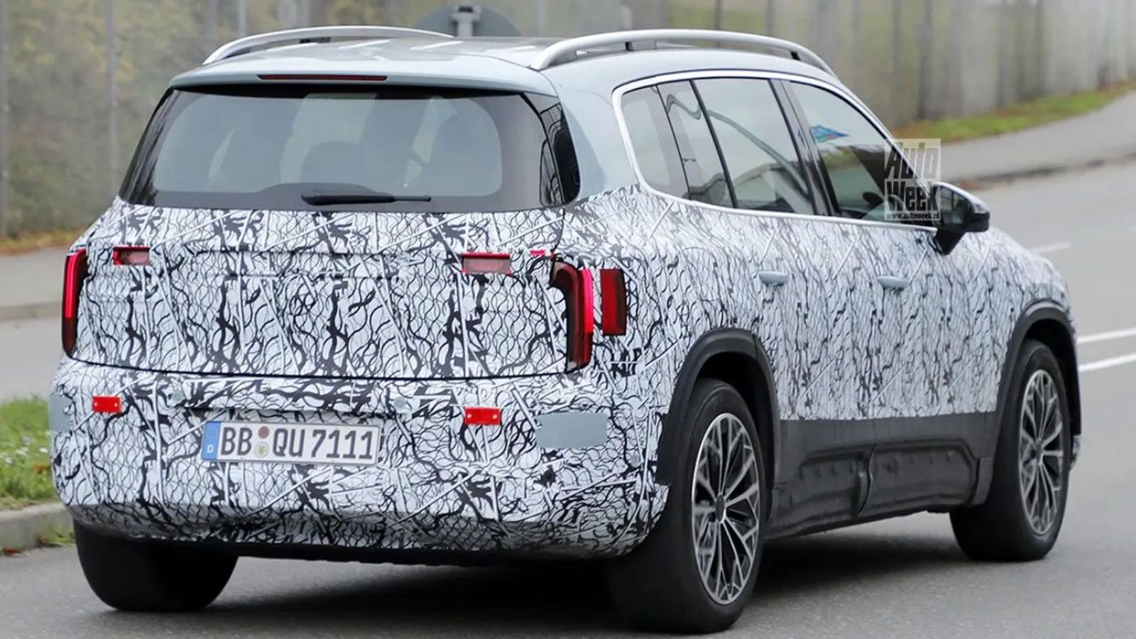 Η νέα Mercedes GLB ετοιμάζεται για το ντεμπούτο της