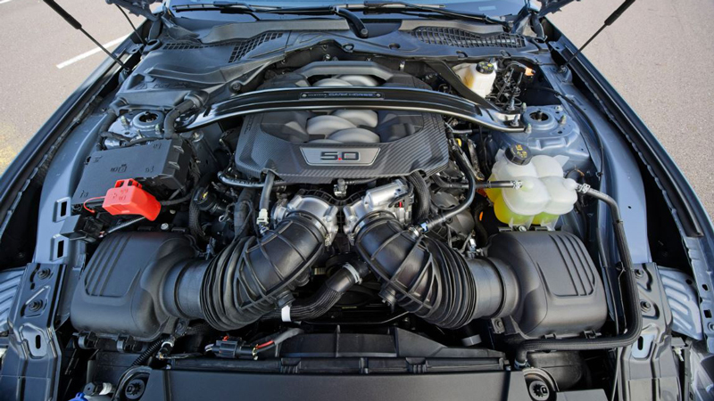 Ford Mustang Dark Horse: Οδηγούμε στην πίστα τον αμερικανικό θρύλο