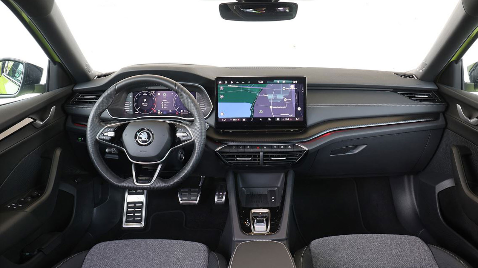 Οδηγούμε το ανανεωμένο Skoda Octavia 1,5 TSI mHEV Sportline