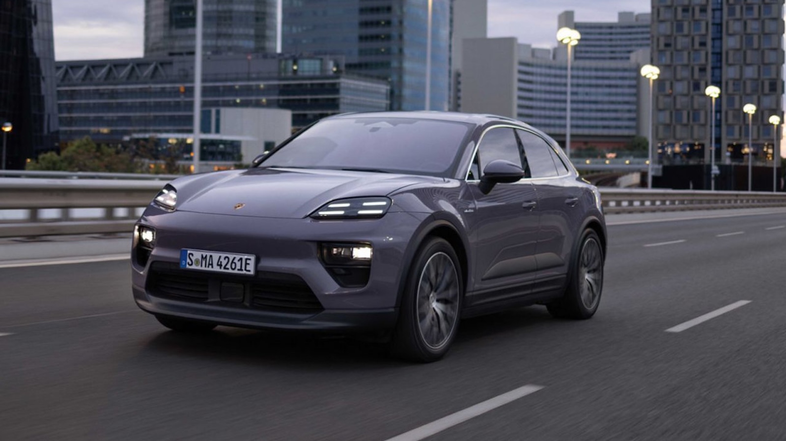 Porsche Macan: Επιστροφή με βενζινοκινητήρα – Έρχεται η ανακοίνωση τον Μάρτιο του 2026;