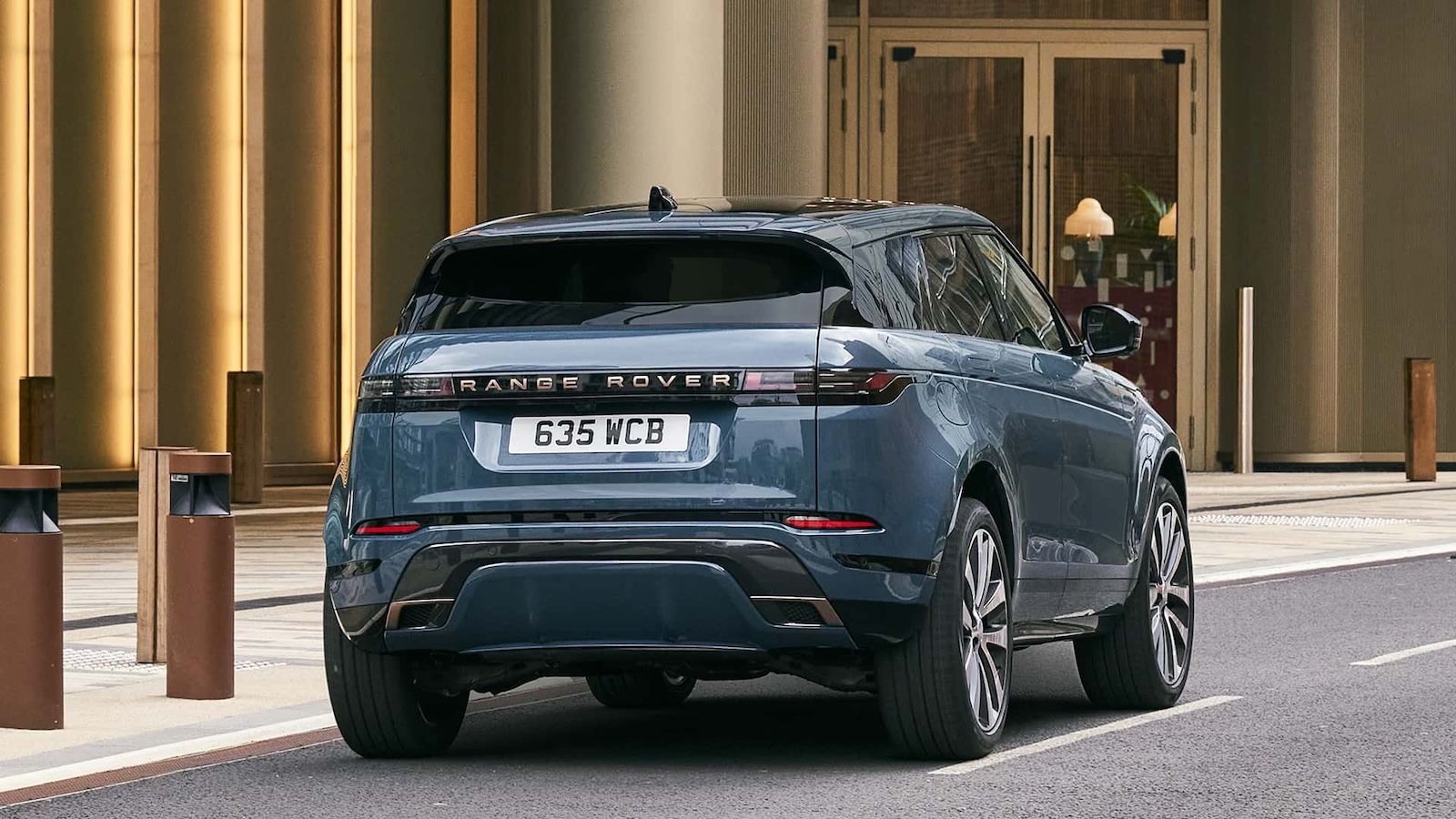 Range Rover Evoque 2027: Η ηλεκτρική επανάσταση της τρίτης γενιάς