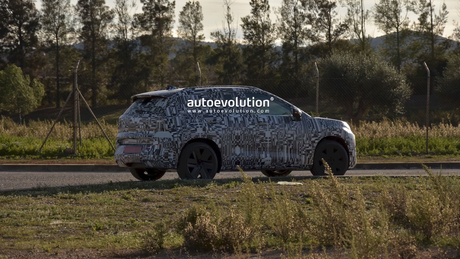 VW ID. Cross: Η νέα ηλεκτρική άφιξη στα μικρά SUV σε δοκιμές εξέλιξης