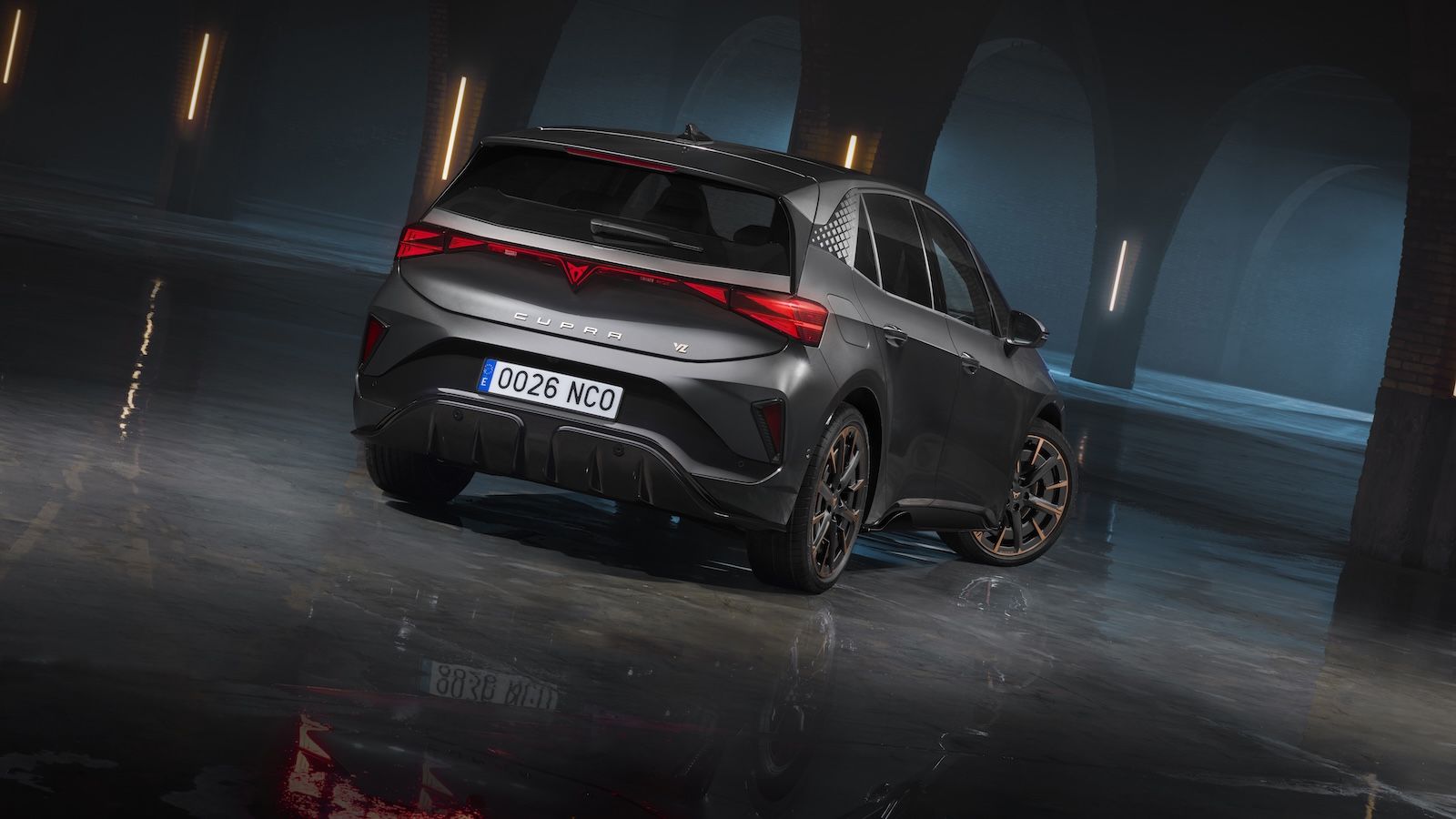 CUPRA Born: Ανανεωμένη εμφάνιση και έως 600 χλμ. αυτονομία 