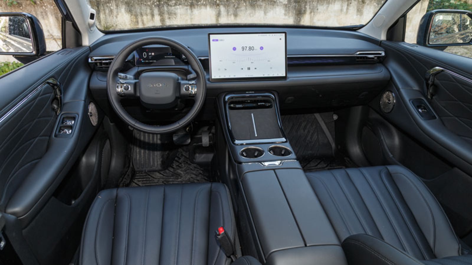 Το εσωτερικό του AION V