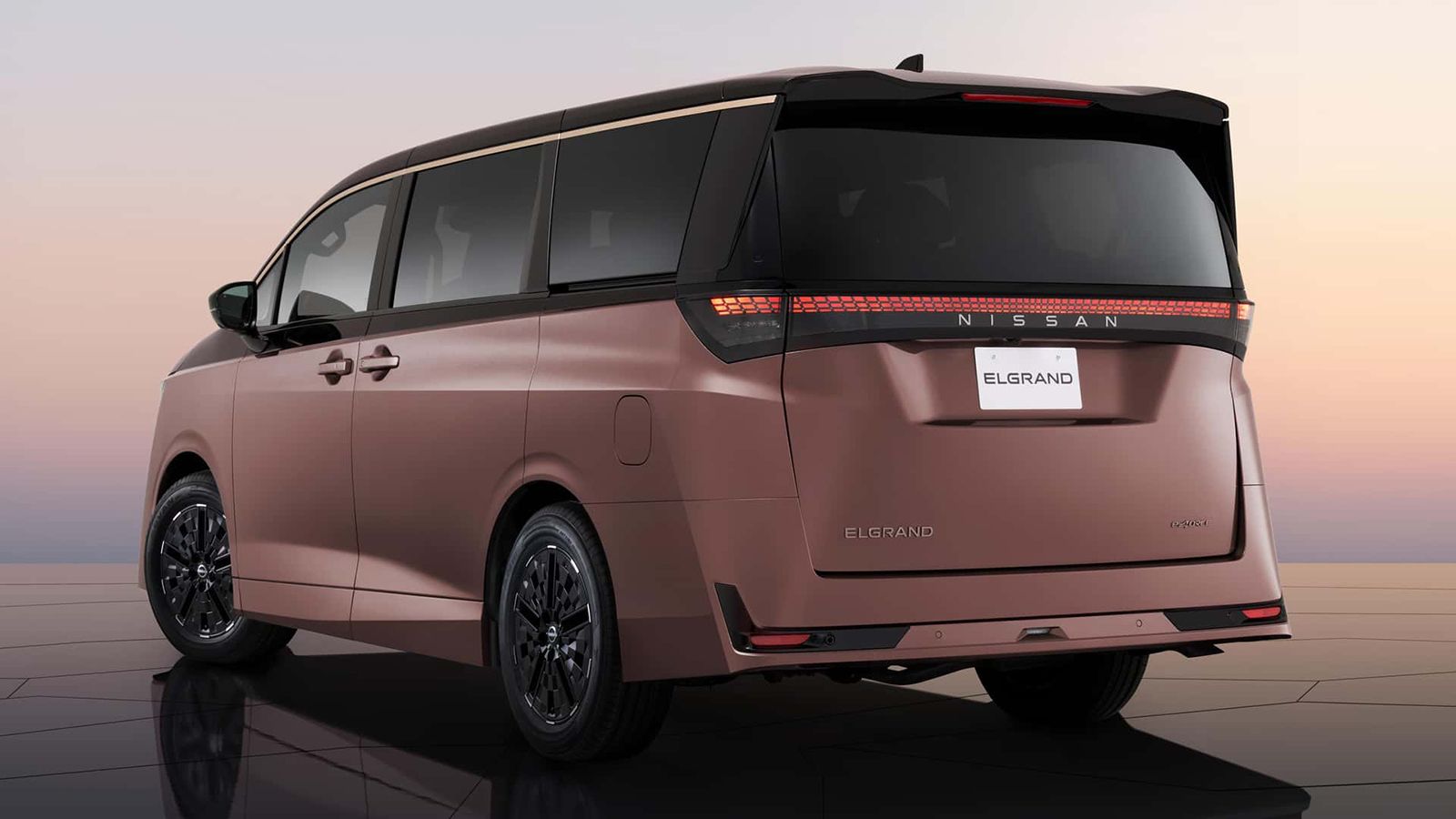 Ντεμπούτο για το νέο Nissan Elgrand 