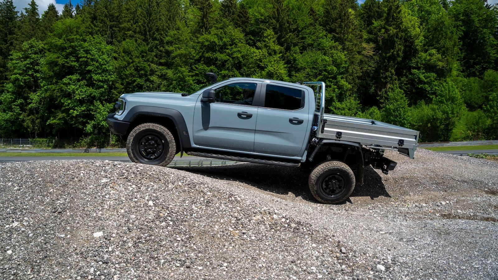Νέο Ford Ranger Super Duty: Με ικανότητα ρυμούλκησης 4,5 τόνων και ωφέλιμο φορτίο 2 τόνων