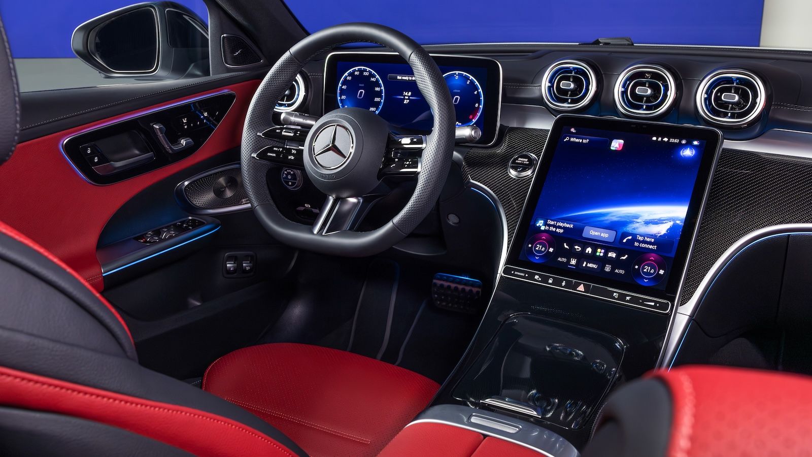 Νέα Mercedes C-Class: Τεχνολογικό «άλμα» με AI και τετραδιεύθυνση