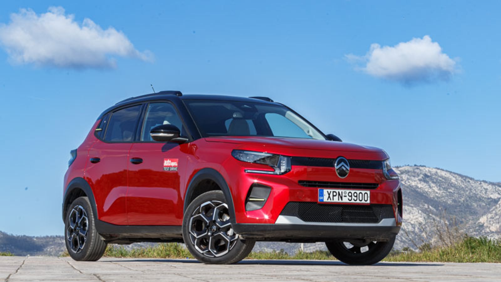 Το Citroen C3 από την εμπρός δεξιά πλευρά