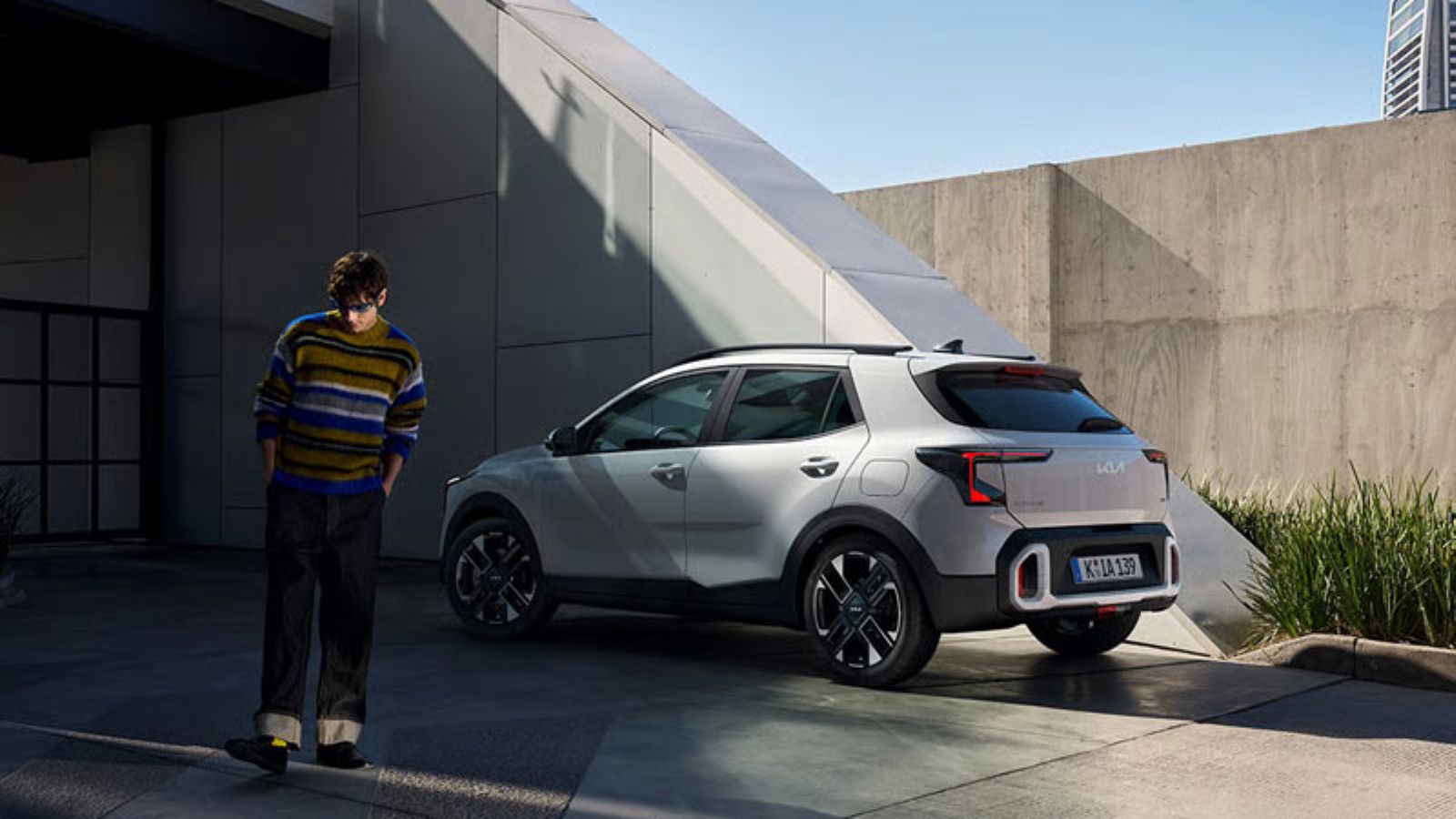 Το νέο Kia Stonic στην Kia Βελμάρ: Τιμή από 19.990€, εξοπλισμός και χαρακτηριστικά