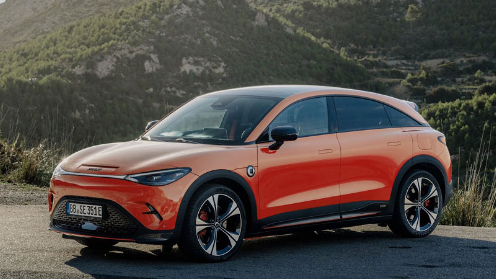 Το smart 3 από εμπρός, αριστερή γωνία