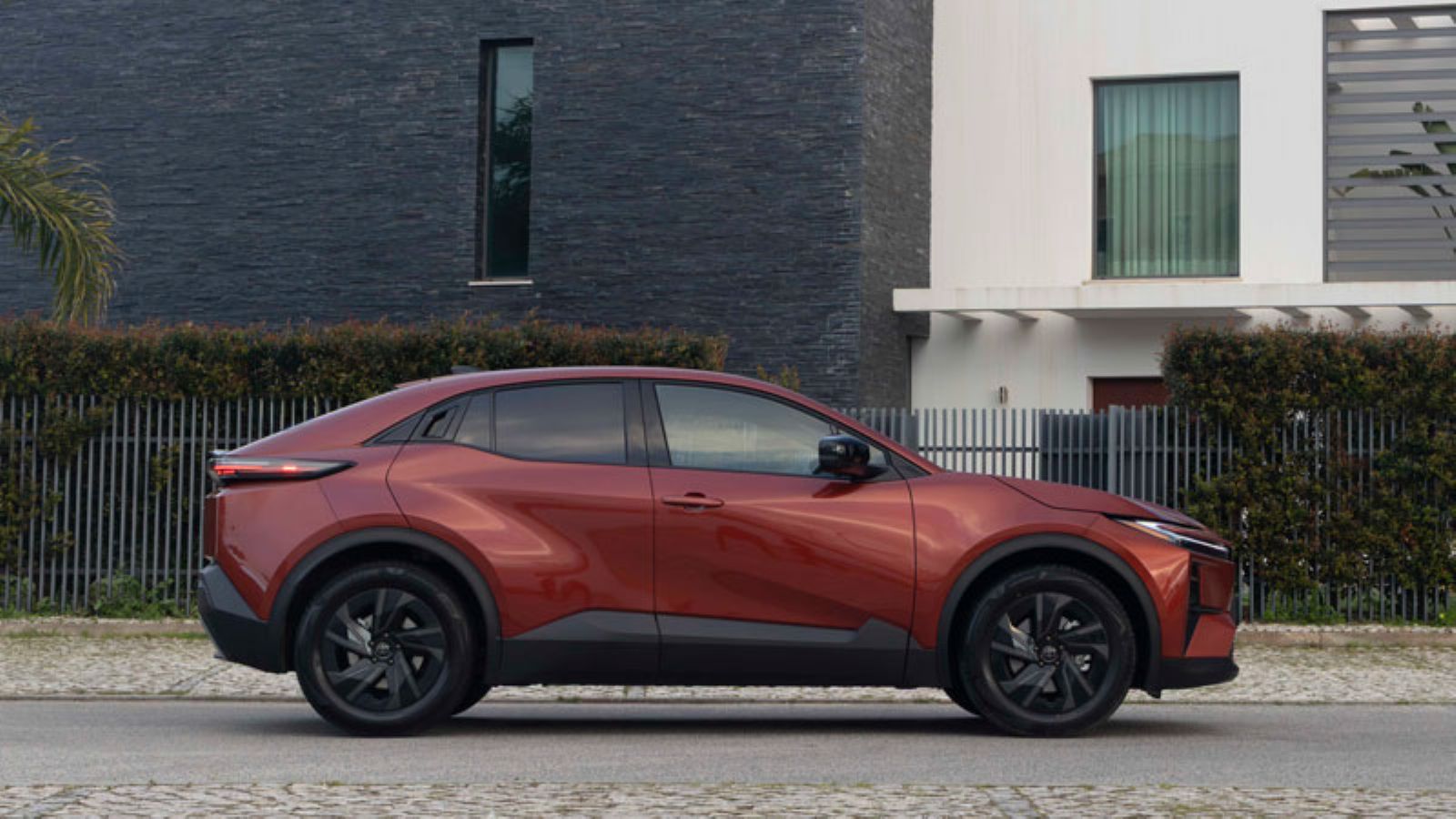 Toyota C-HR+: Ποια είναι τα μυστικά του νέου ηλεκτρικού Toyota;