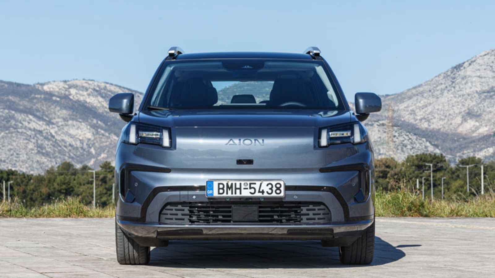 Το εμπρός μέρος του AION V