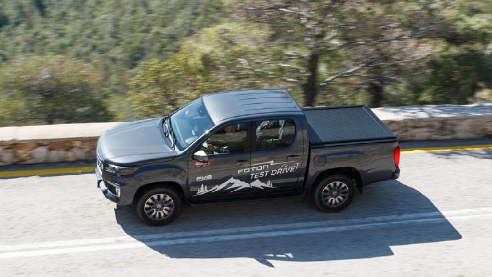 Ο 2-λιτρος turbodiesel κινητήρας έχει εξελιχθεί σε συνεργασία την Cummins, έχει 160 άλογα και 390 Nm ροπής