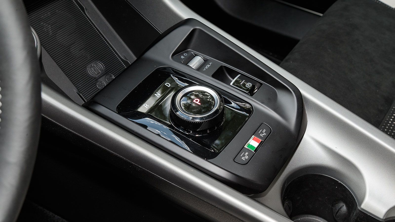 Alfa Romeo Tonale. Τι βαθμό παίρνει σε κατανάλωση, χώρους, επιδόσεις, εγγυήσεις.