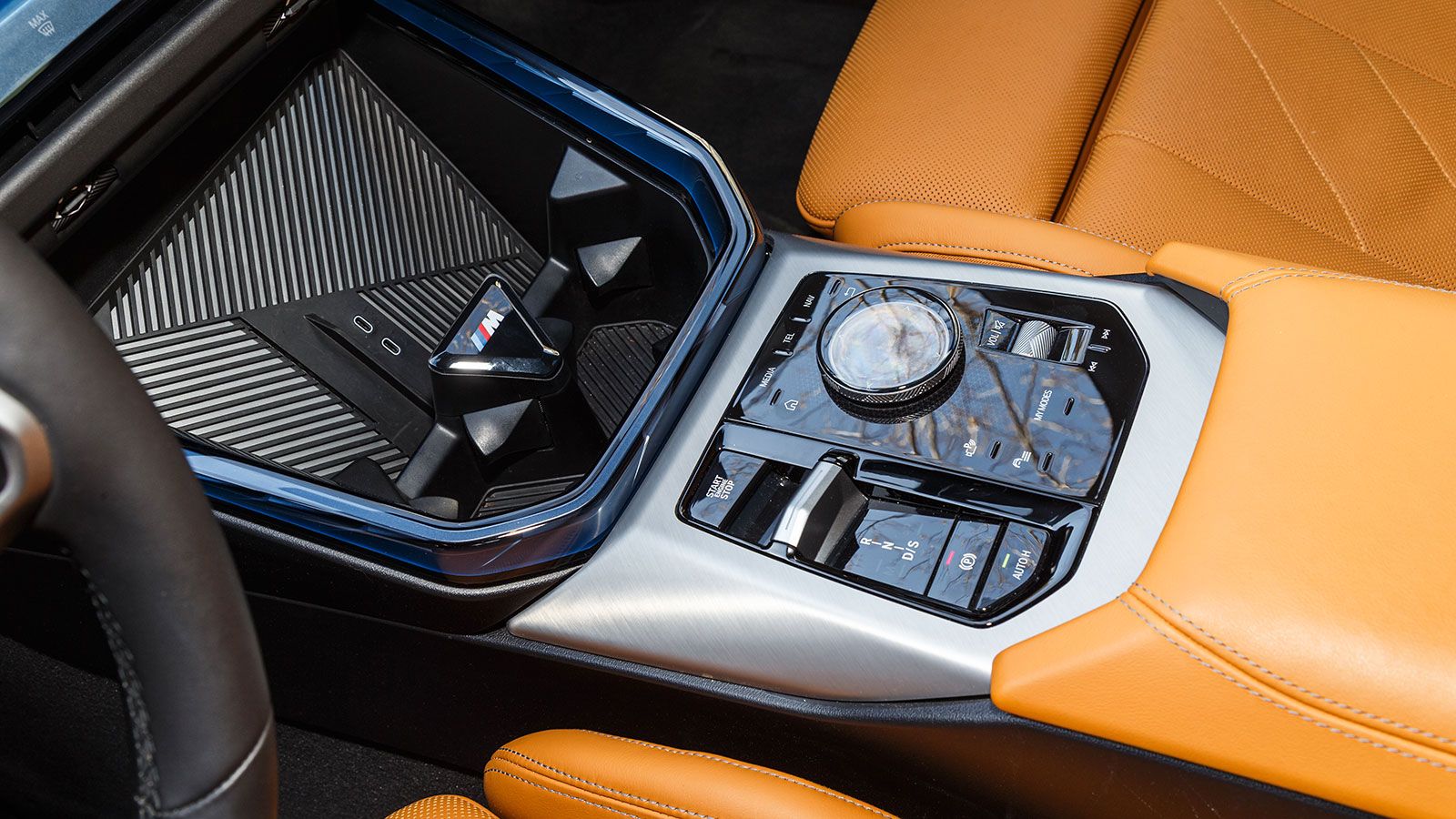 Bmw X3. Πόσο καλό είναι σε εξοπλισμό άνεσης και ασφάλειας.