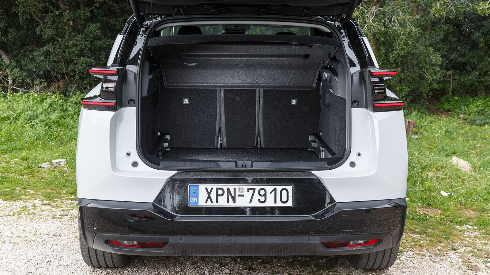 Citroen C5 Aircross. Τι βαθμό παίρνει σε κατανάλωση, χώρους, επιδόσεις, εγγυήσεις.