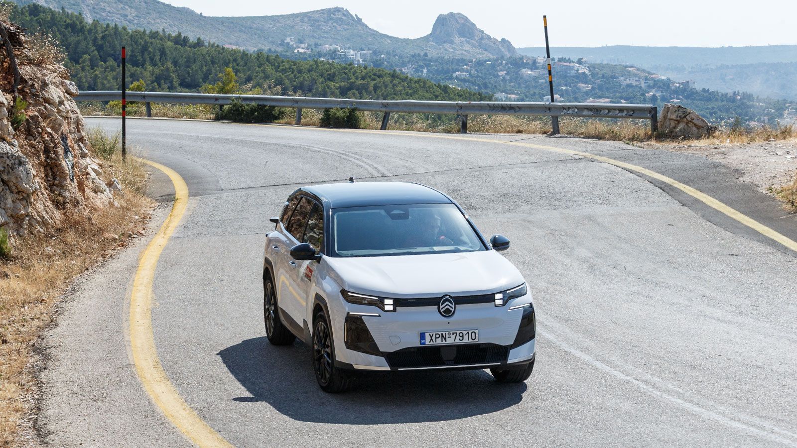 Citroen C5 Aircross. Πόσο καλό είναι σε εξοπλισμό άνεσης και ασφάλειας.