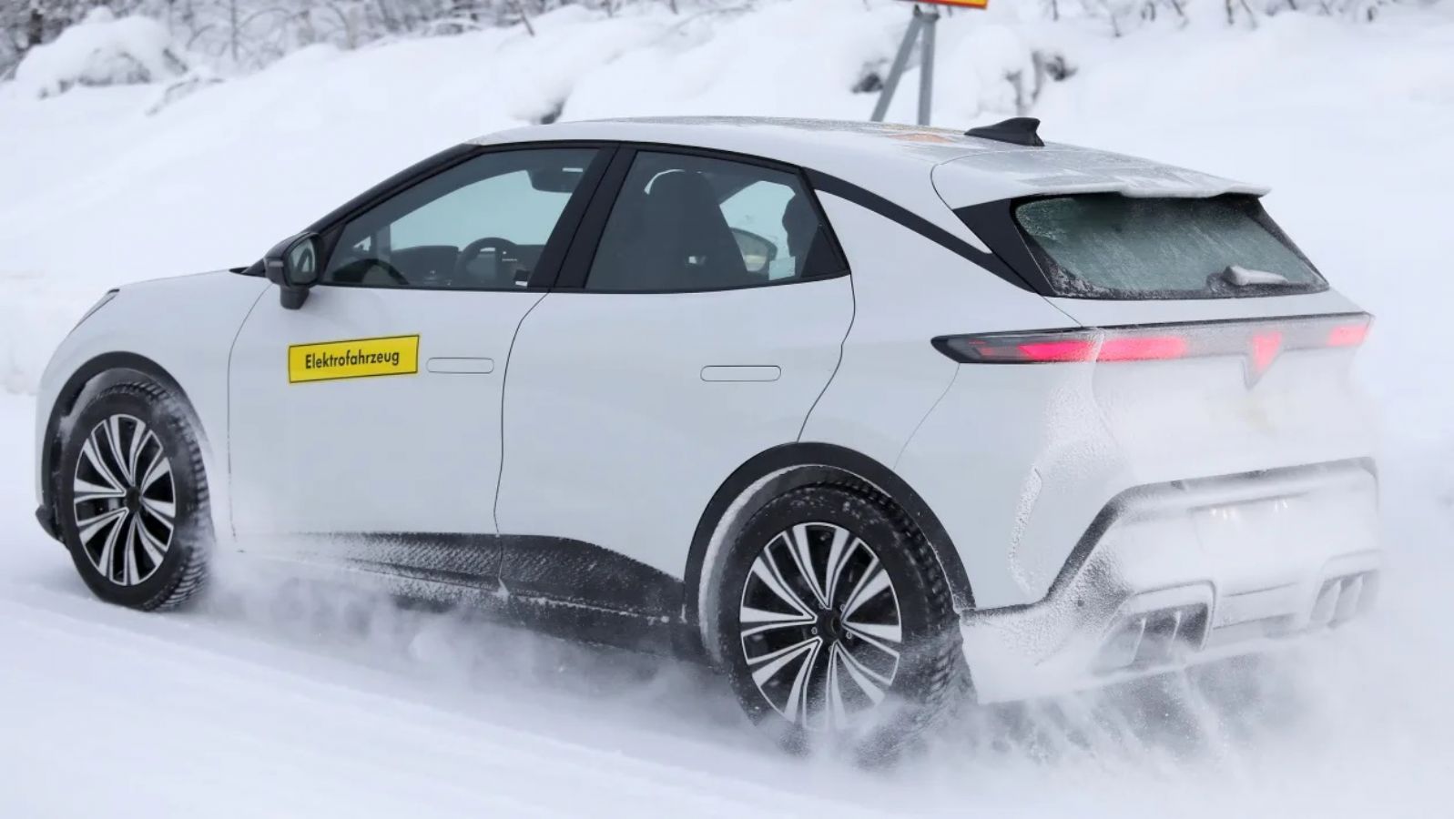 Το Raval αποτελεί ένα από τα σημαντικότερα μοντέλα στη στρατηγική εξηλεκτρισμού της Cupra, καθώς θα είναι το πρώτο πλήρως ηλεκτρικό supermini της εται