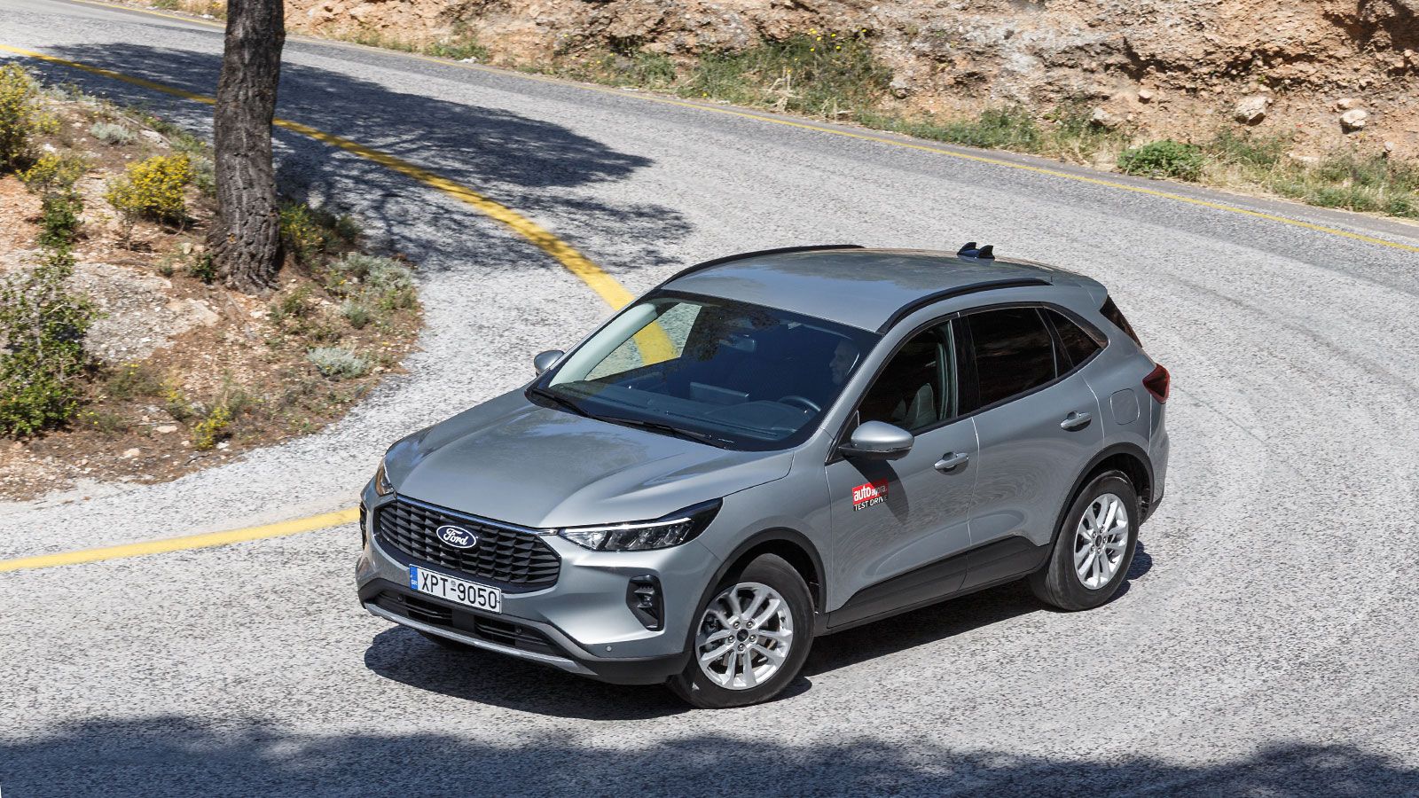Ford Kuga. Τι βαθμό παίρνει σε κατανάλωση, χώρους, επιδόσεις, εγγυήσεις.