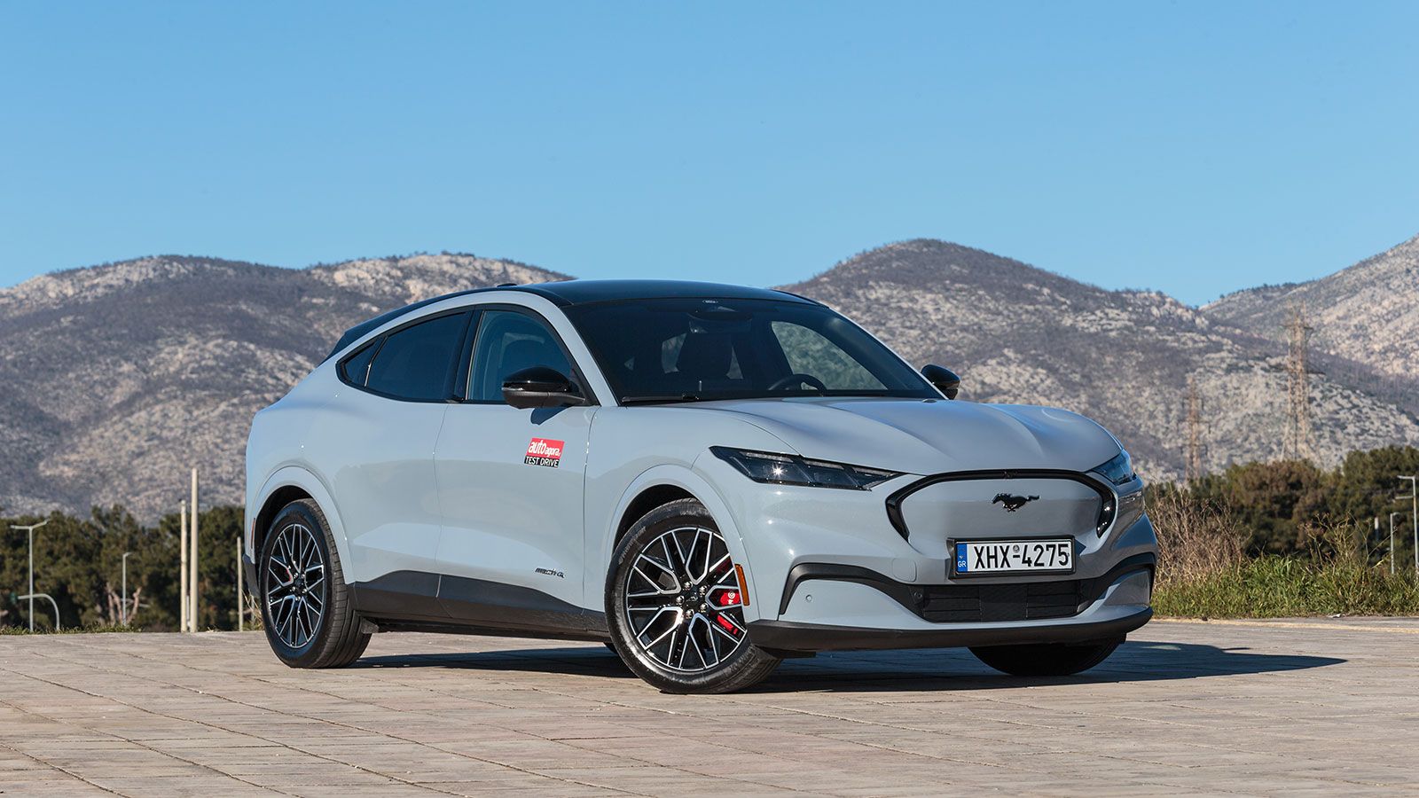 Ford Mustang Mach-e. Πόσο καλό είναι σε εξοπλισμό άνεσης και ασφάλειας.