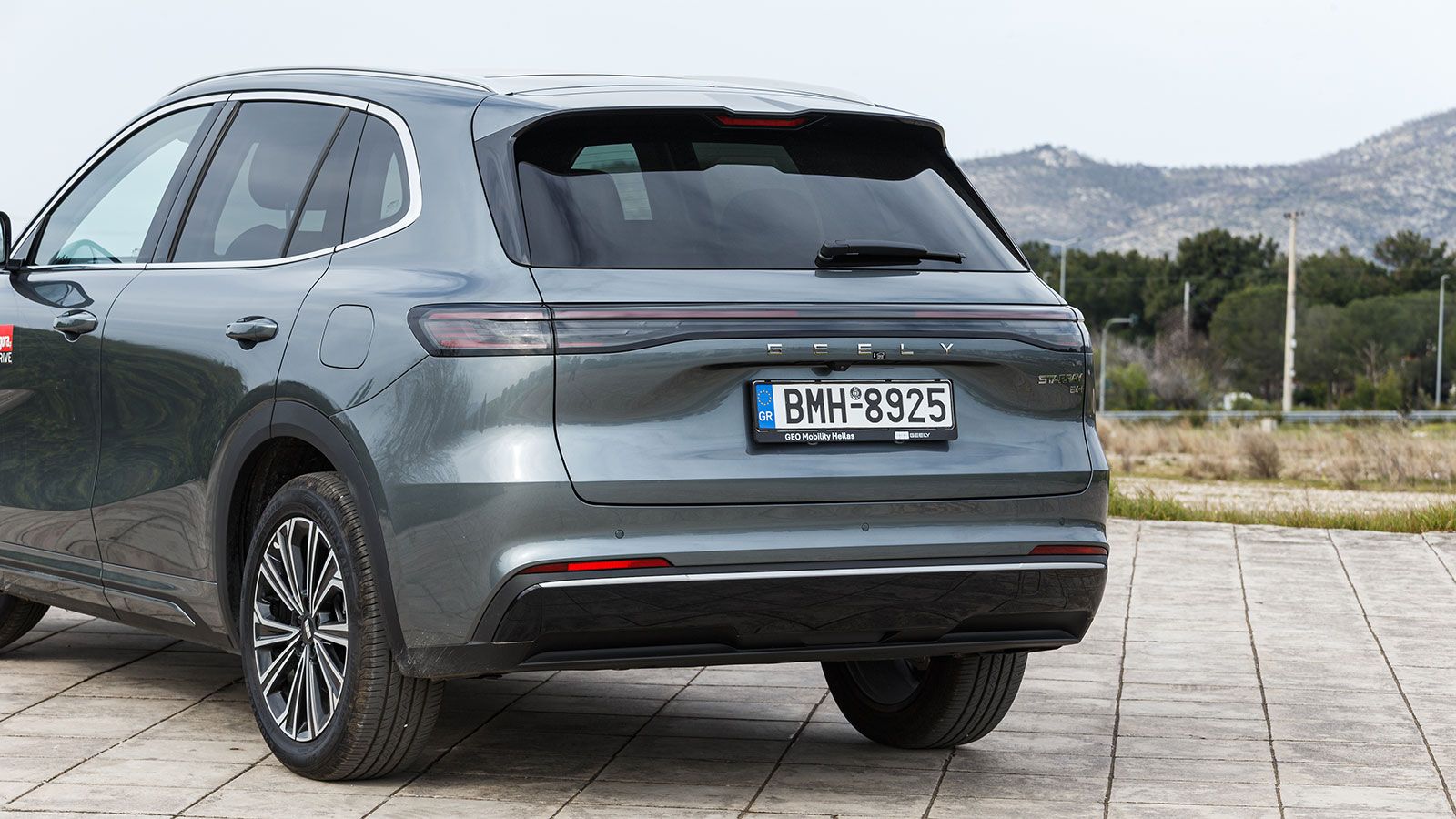 Geely Starray EM-i 218 PS 19,8 kWh: Το premium plug-in γίνεται προσιτό