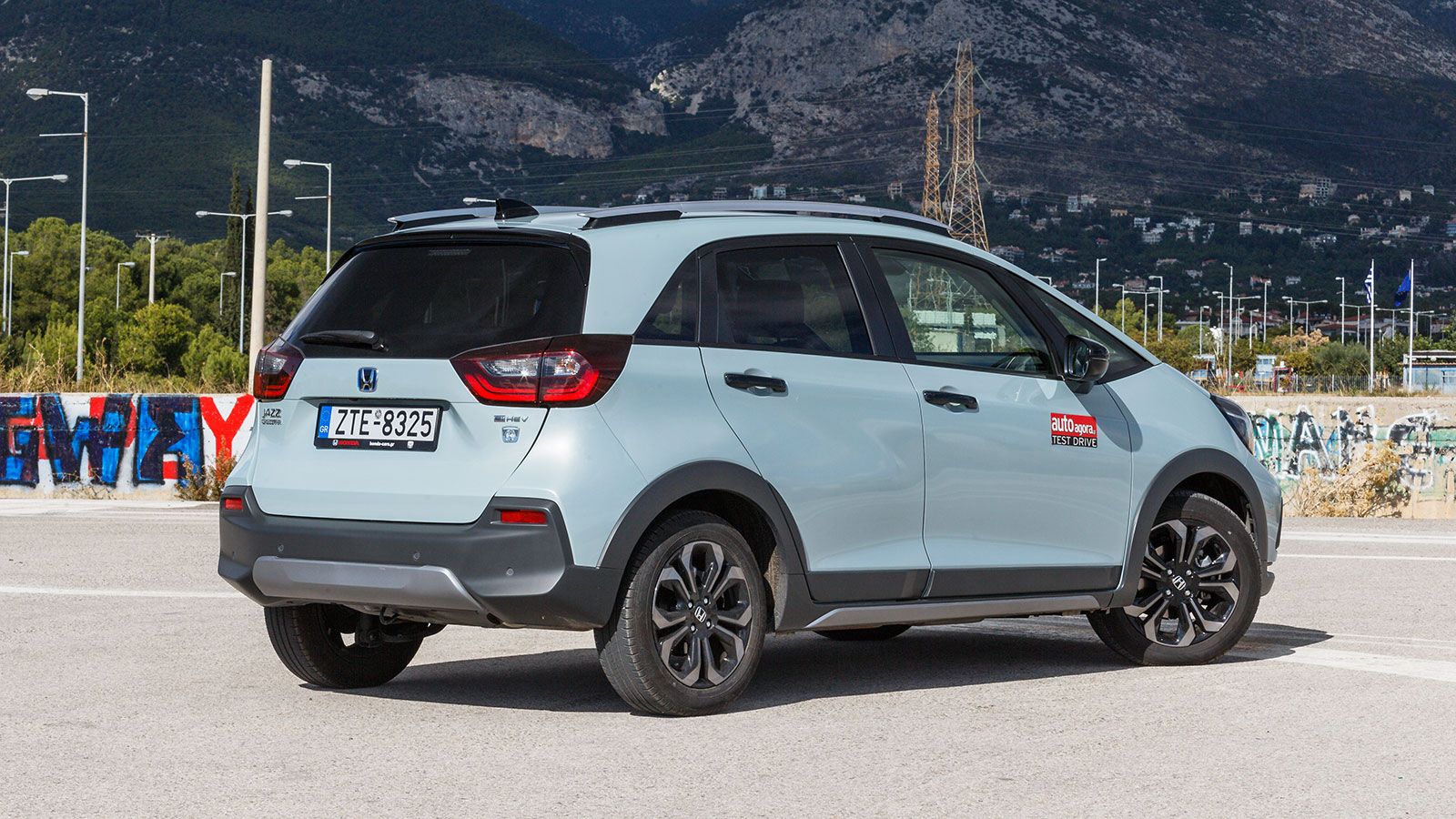 Δοκιμή Honda Jazz Crosstar e:HEV 122 PS: Οικονομία, εργονομία και πρακτικότητα