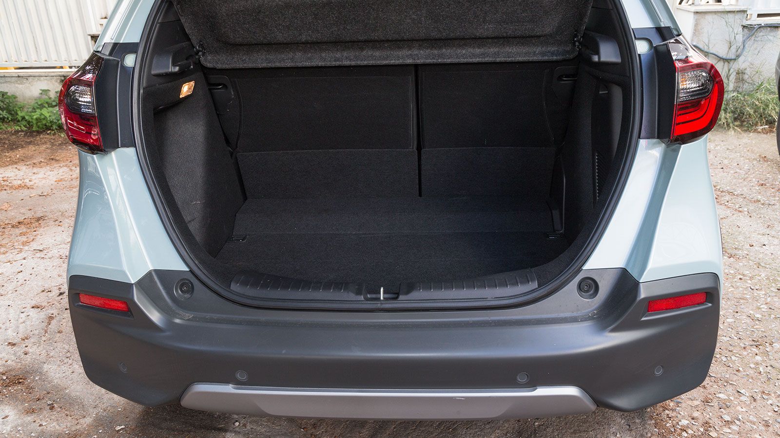 Honda Jazz Crosstar. Τι βαθμό παίρνει σε κατανάλωση, χώρους, επιδόσεις, εγγυήσεις.