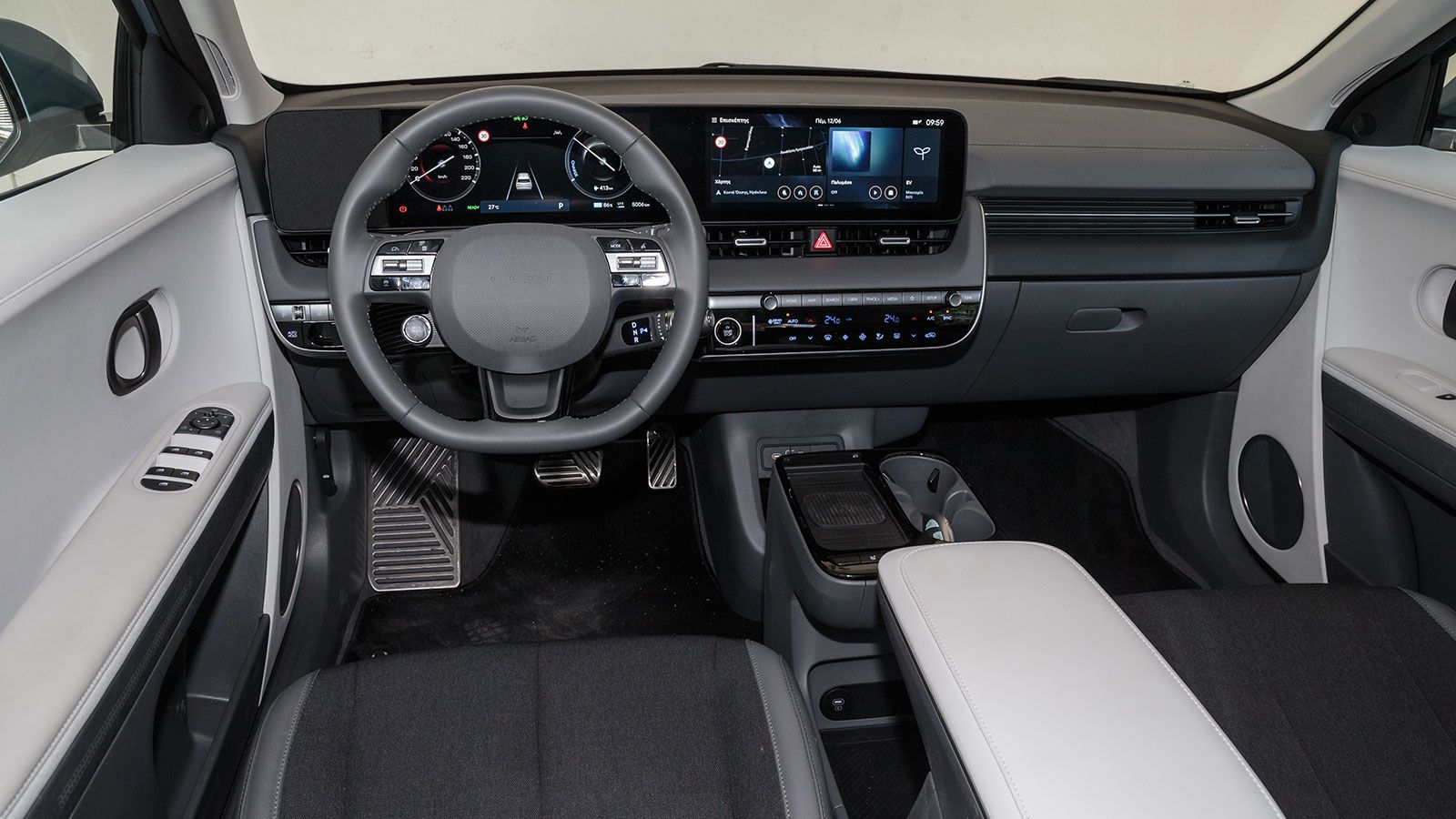 Hyundai Ioniq 5. Πόσο καλό είναι σε εξοπλισμό άνεσης και ασφάλειας.