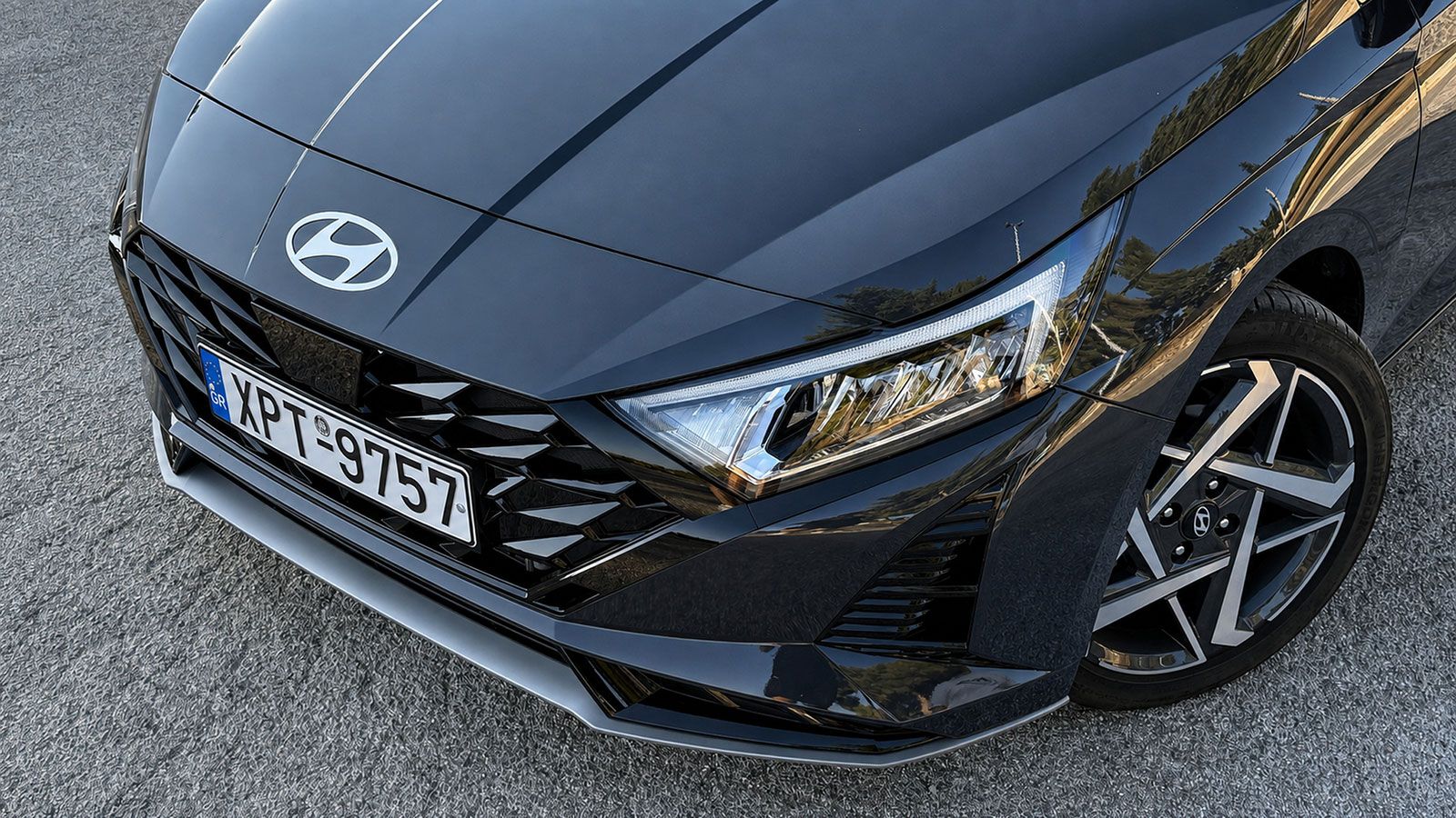 Δοκιμή Hyundai i20 1.0 T-GDI 90 PS 7DCT: Έχασε άλογα, αλλά κέρδισε σε ουσία