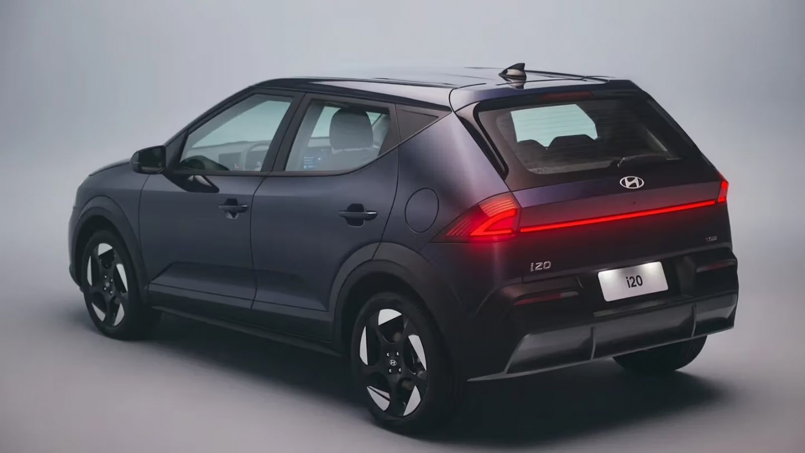 Παρουσιάστηκε το νέο Hyundai i20 στη Βραζιλία: Μεγαλύτερο και με SUV φιλοσοφία
