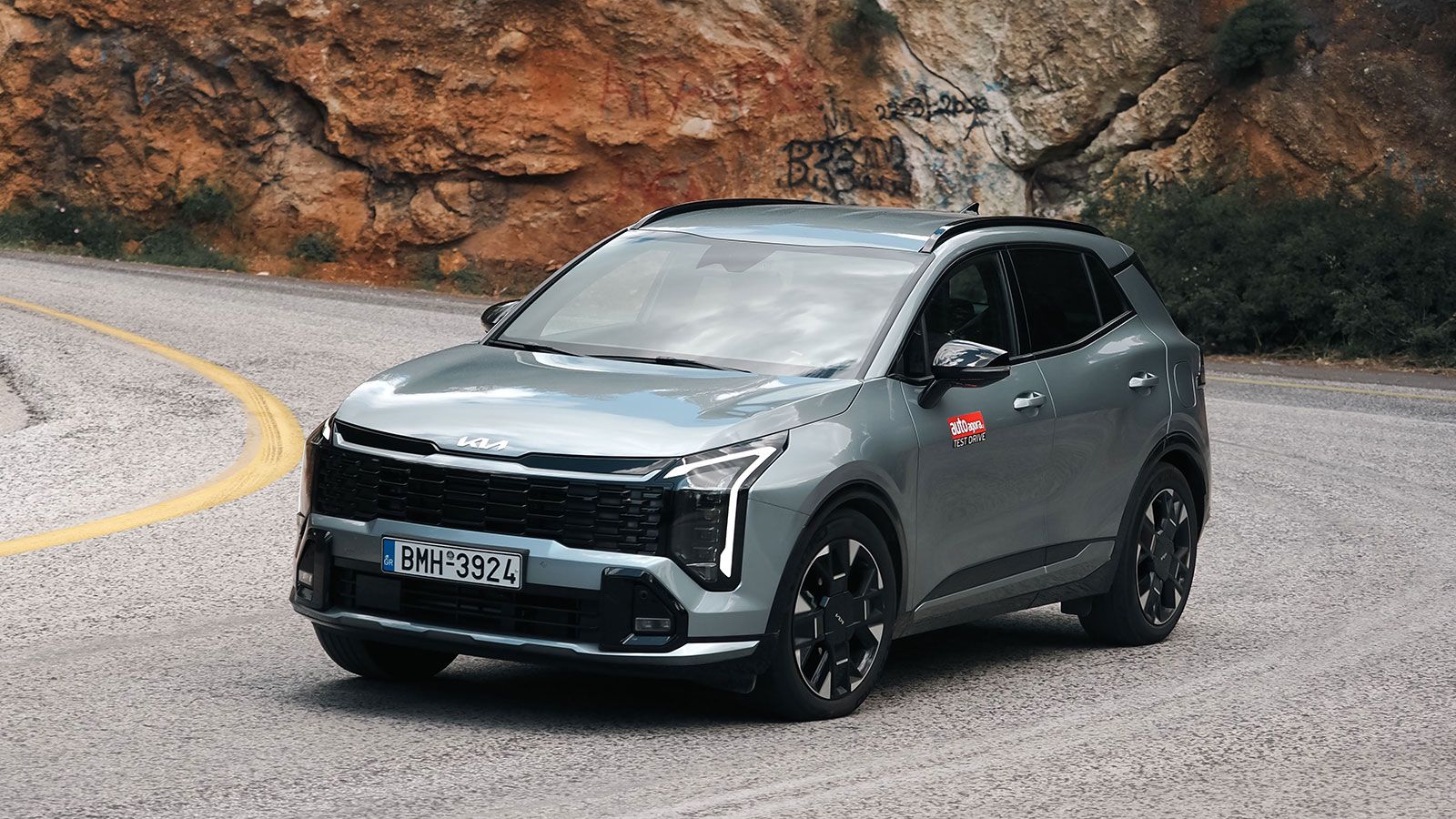 Δοκιμάζουμε και βαθμολογούμε το Kia Sportage HEV 239 PS 4WD.