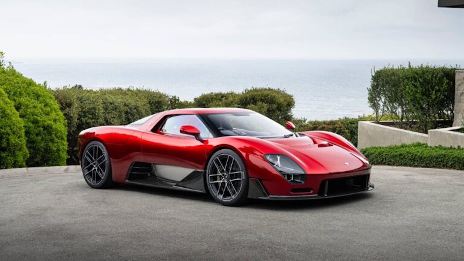 McL 6GT: Η επιστροφή της χειροκίνητης McLaren