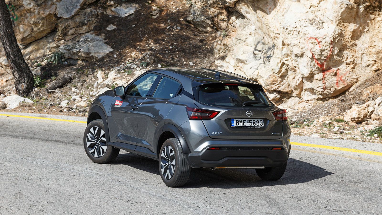 Nissan Juke Hybrid 145 PS: Εκκεντρικό, οικονομικό και ευέλικτο