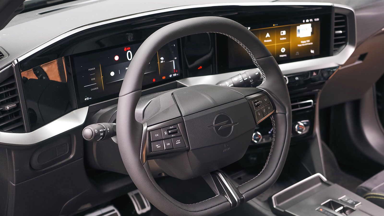 Opel Mokka. Πόσο καλό είναι σε εξοπλισμό άνεσης και ασφάλειας.