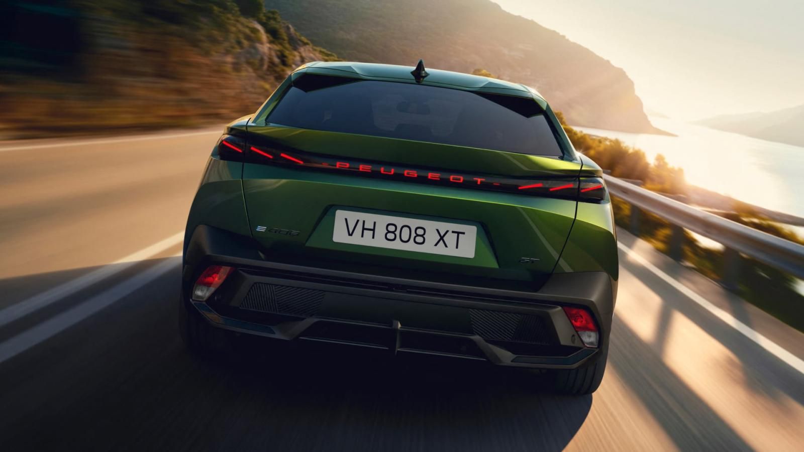 Νέο Peugeot 408: Το ανανεωμένο fastback «πάτησε» Ελλάδα – Τιμές και εκδόσεις