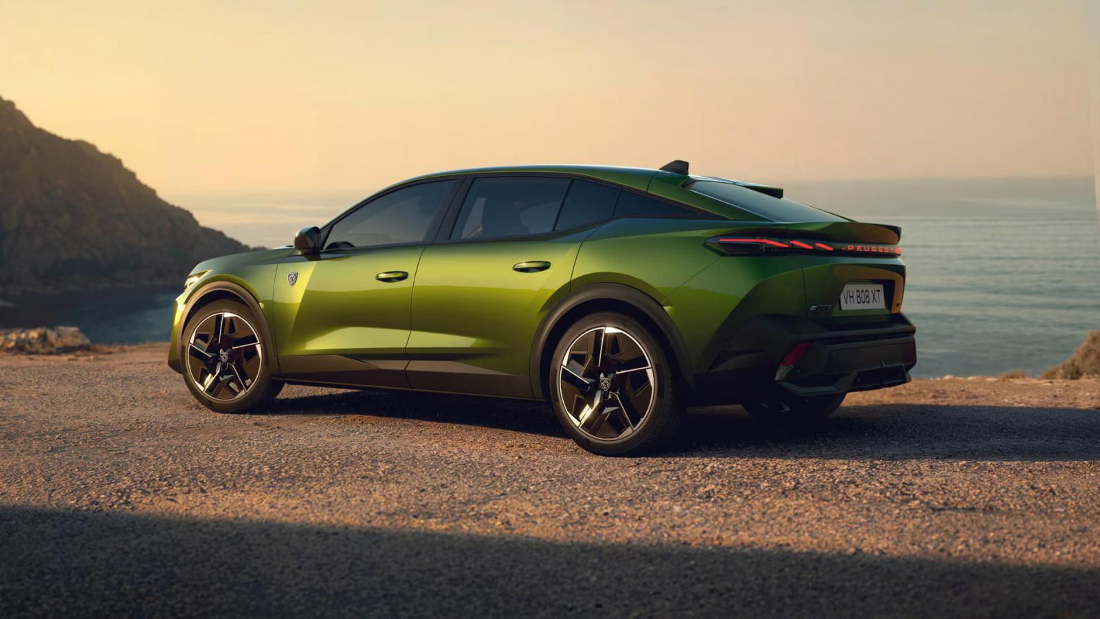 Νέο Peugeot 408: Το ανανεωμένο fastback «πάτησε» Ελλάδα – Τιμές και εκδόσεις