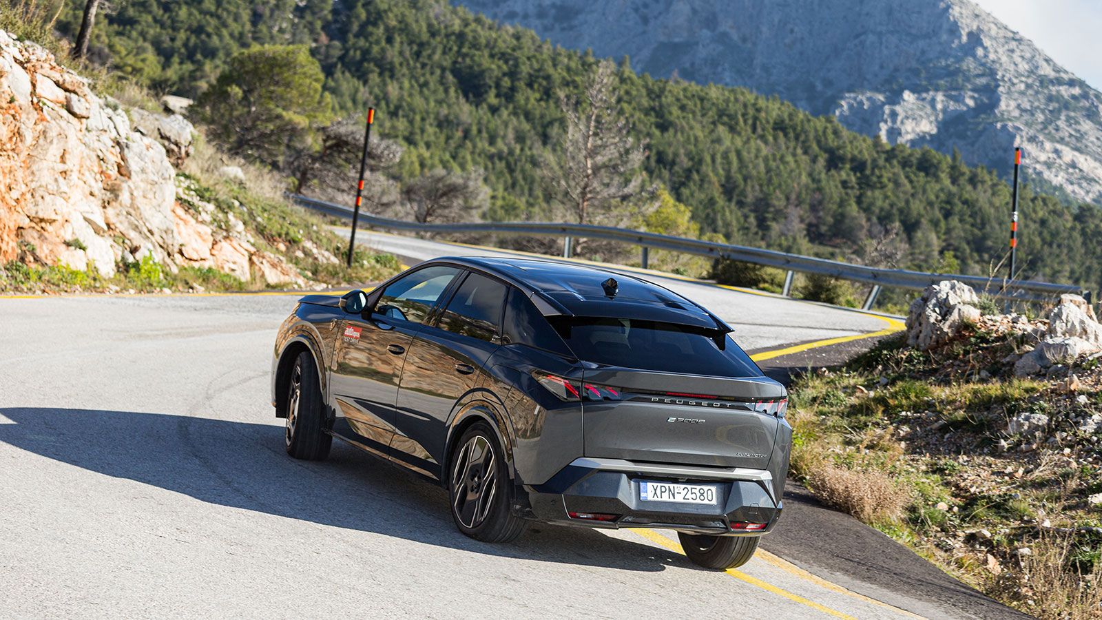 Peugeot 3008. Τι βαθμό παίρνει σε κατανάλωση, χώρους, επιδόσεις, εγγυήσεις.