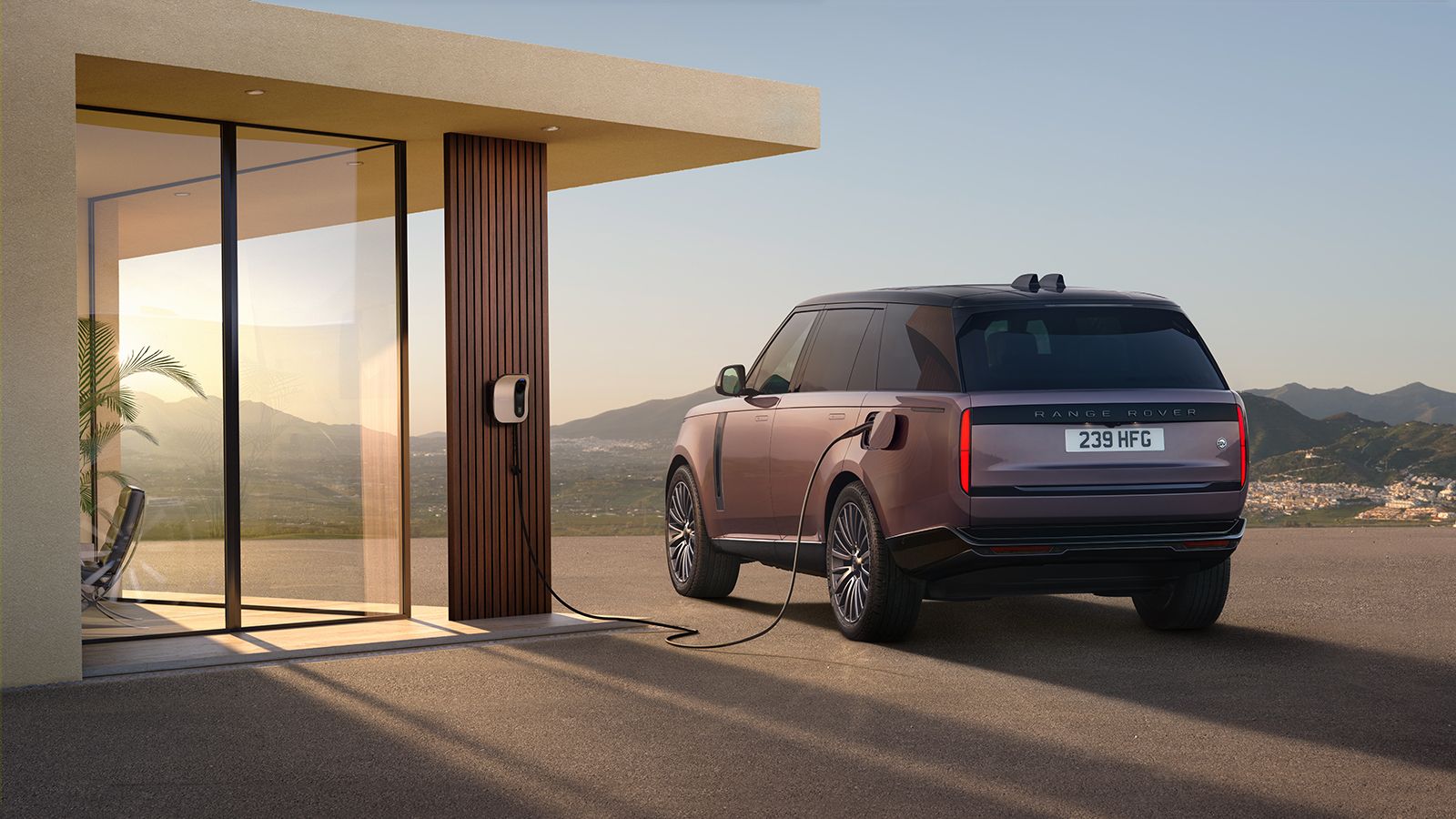 Ήρθε το νέο Range Rover Electric με 550 άλογα και 600 χλμ. αυτονομία 