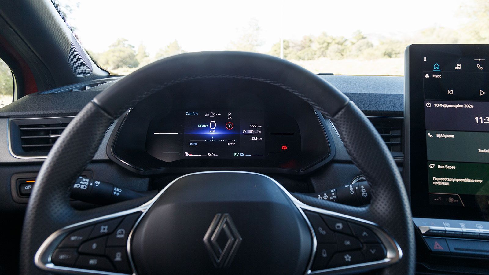 Renault Captur. Πόσο καλό είναι σε εξοπλισμό άνεσης και ασφάλειας.