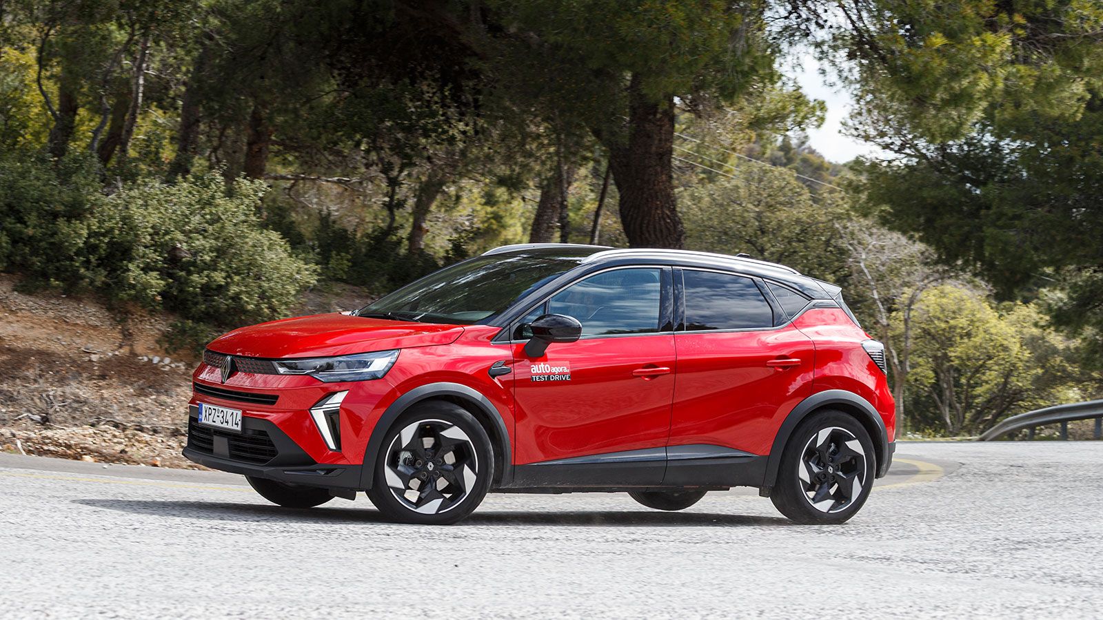 Δοκιμάζουμε και βαθμολογούμε το ανανεωμένο Renault Captur E-Tech 160 PS.