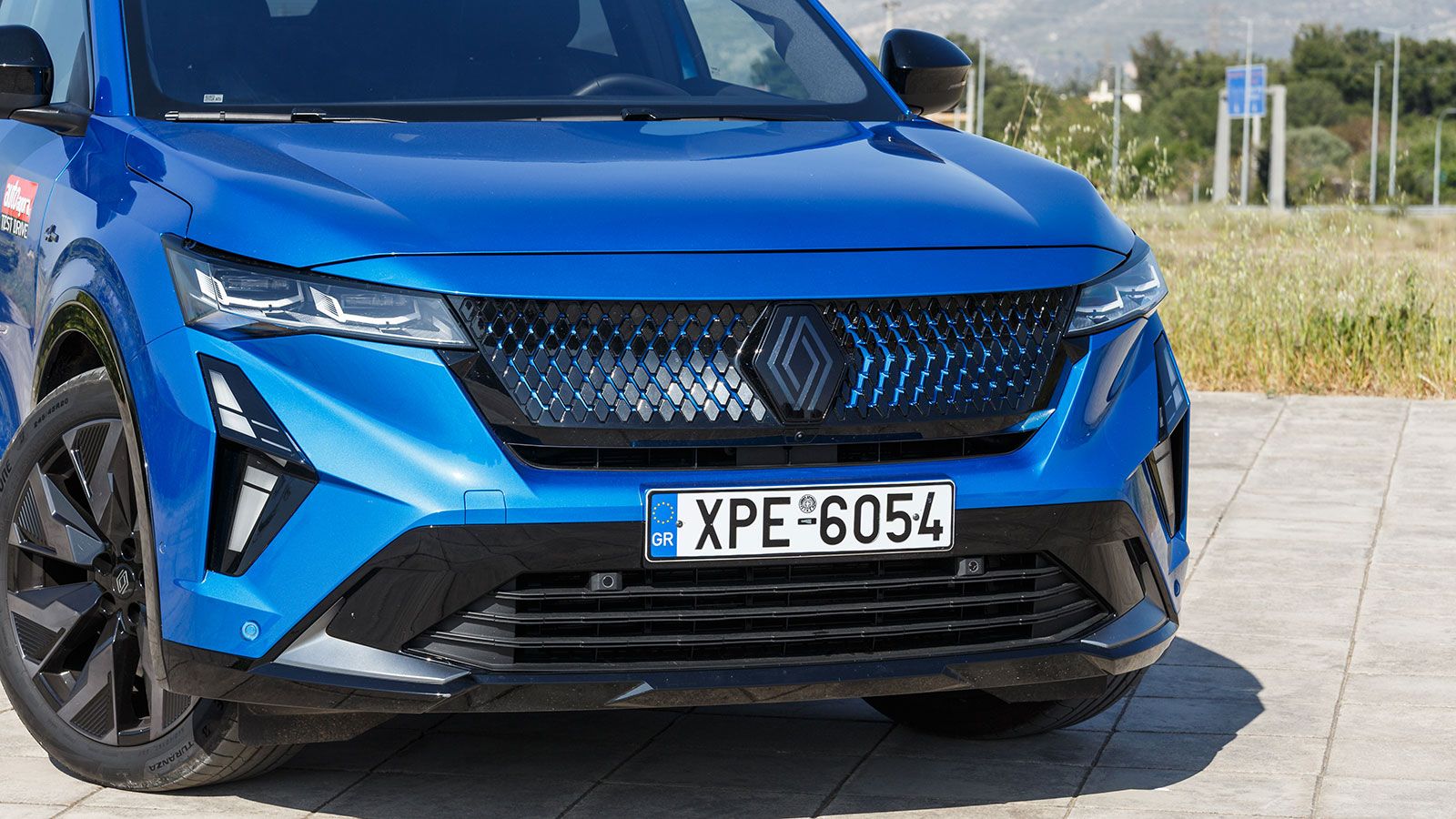 Δοκιμή: Renault Rafale Hyper Hybrid E-Τech 4x4 300 PS – Χαμηλές πτήσεις