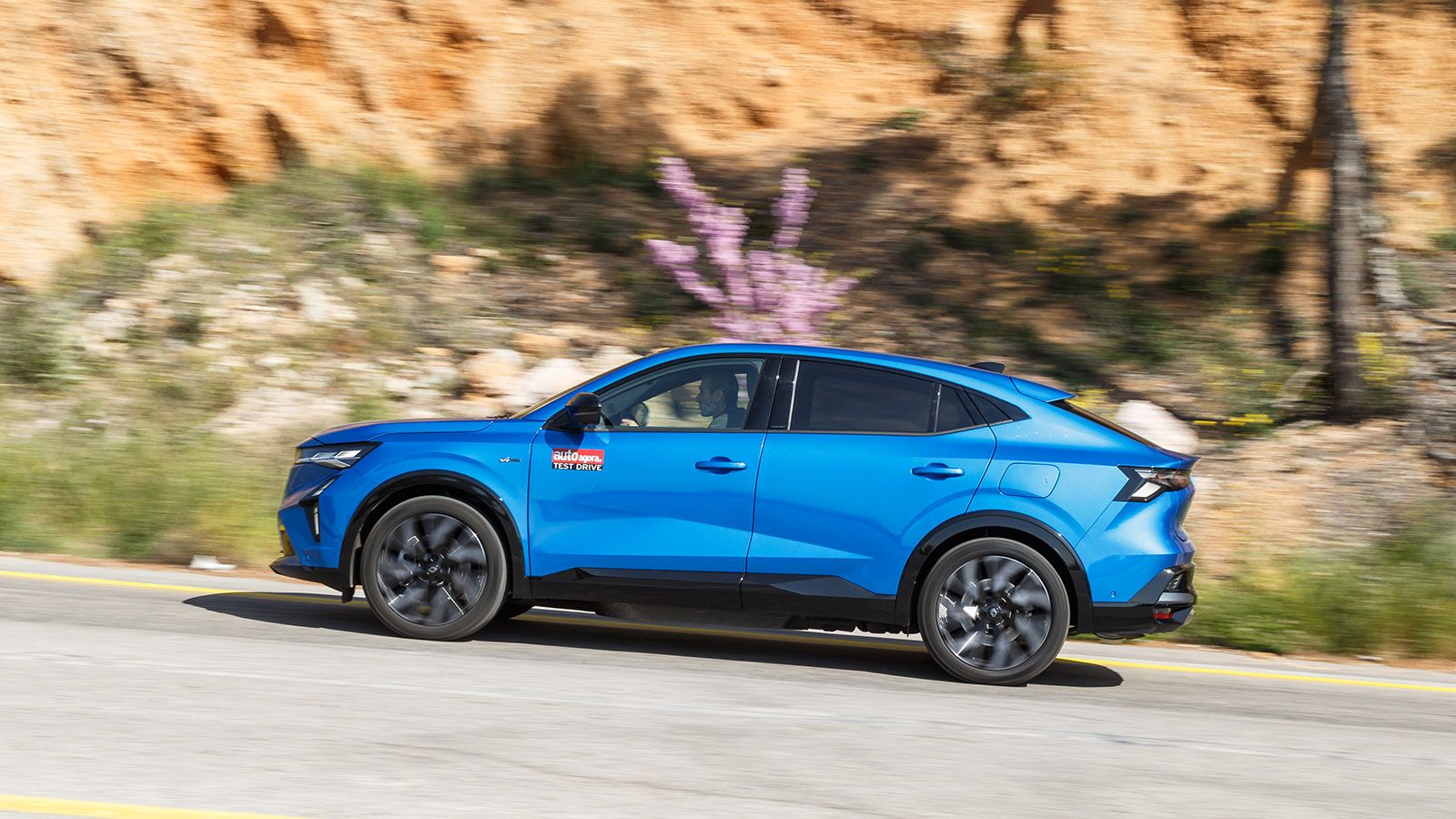 Δοκιμή: Renault Rafale Hyper Hybrid E-Τech 4x4 300 PS – Χαμηλές πτήσεις