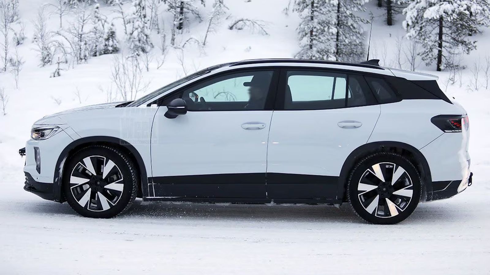 Οπτικά, το πρωτότυπο που απαθανατίστηκε επιβεβαιώνει ότι το ID. Tiguan πατά στο DNA του ID.4