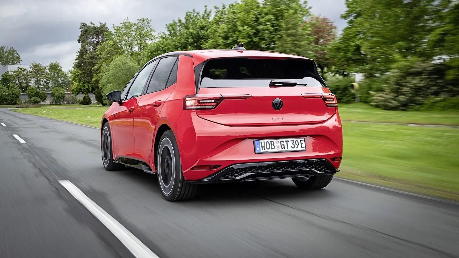 Νέο VW ID.3 GTI: 326 ίπποι, αυτονομία 601 χλμ. και φόρτιση σε 29 λεπτά