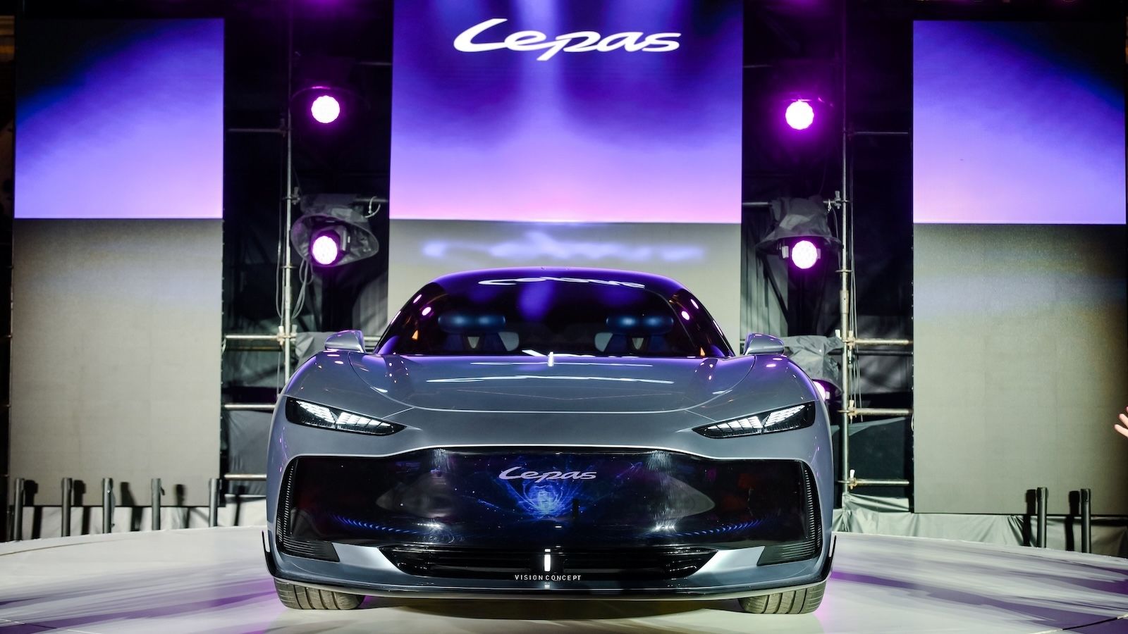 Lepas Aura: Επίσημη πρεμιέρα για το 2πορτο Shooting Brake