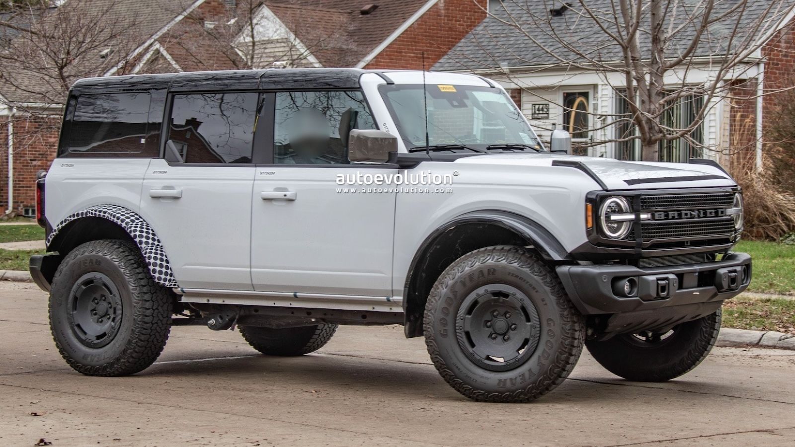 Ford Bronco 2027: Πιο εκλεπτυσμένο και δυναμικό στην επερχόμενη ανανέωσή του