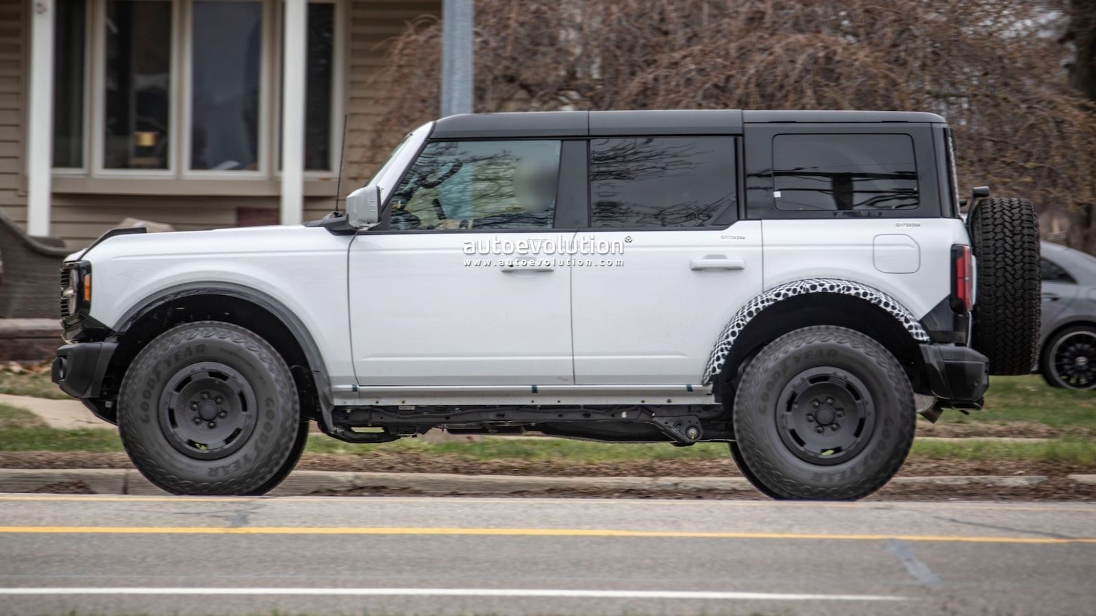 Ford Bronco 2027: Πιο εκλεπτυσμένο και δυναμικό στην επερχόμενη ανανέωσή του
